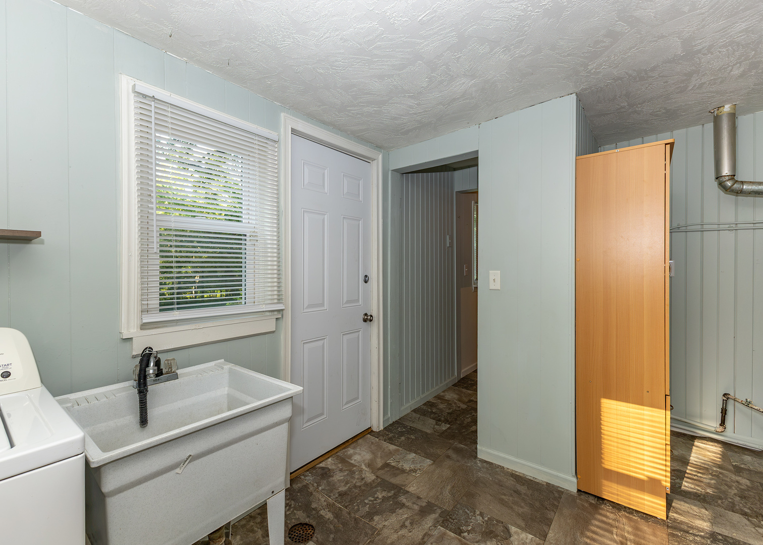408 10th Avenue Property Photo 10