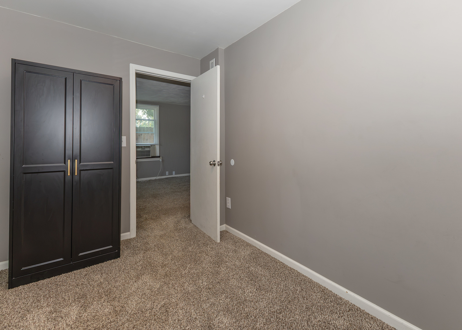 408 10th Avenue Property Photo 12