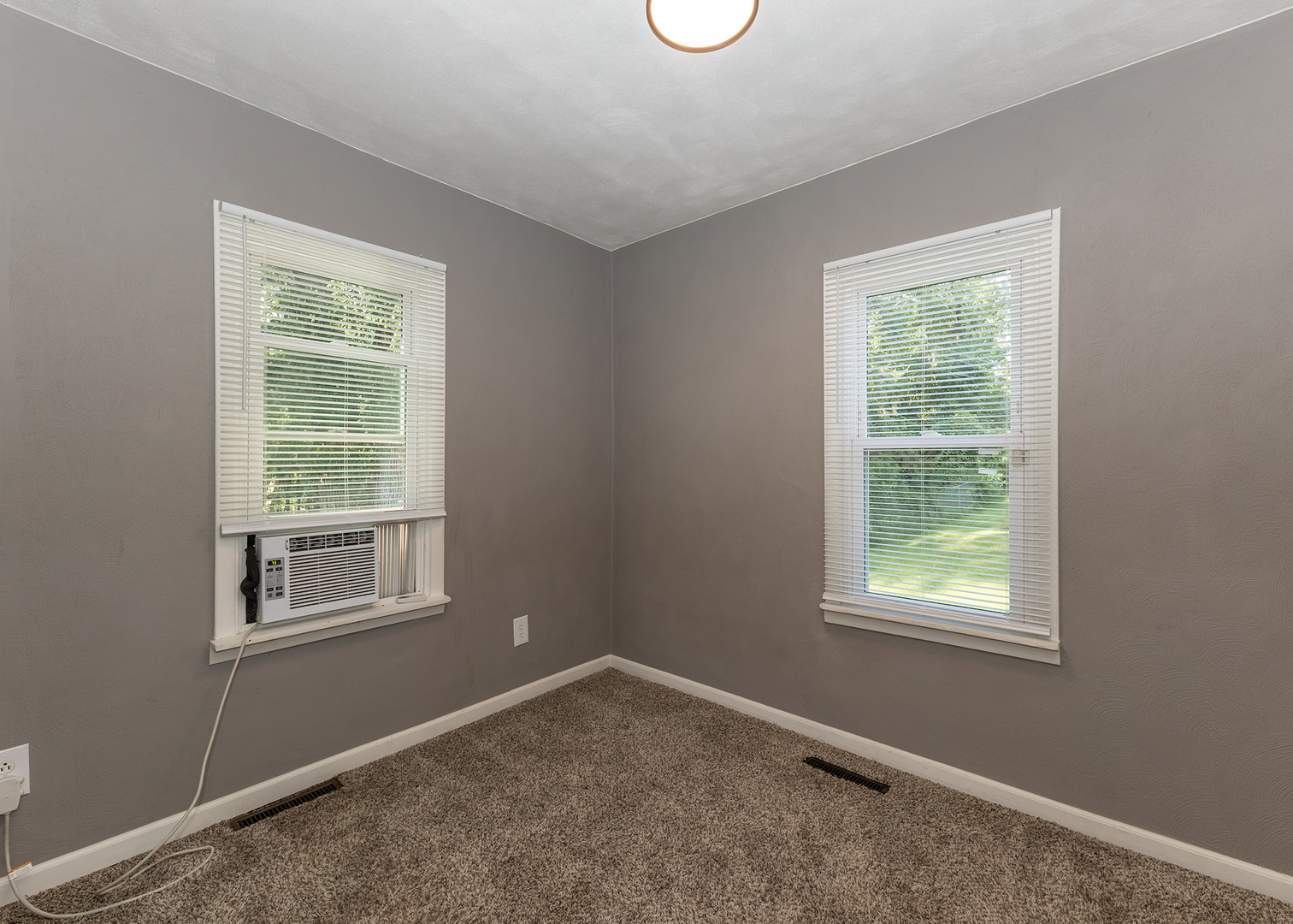 408 10th Avenue Property Photo 14
