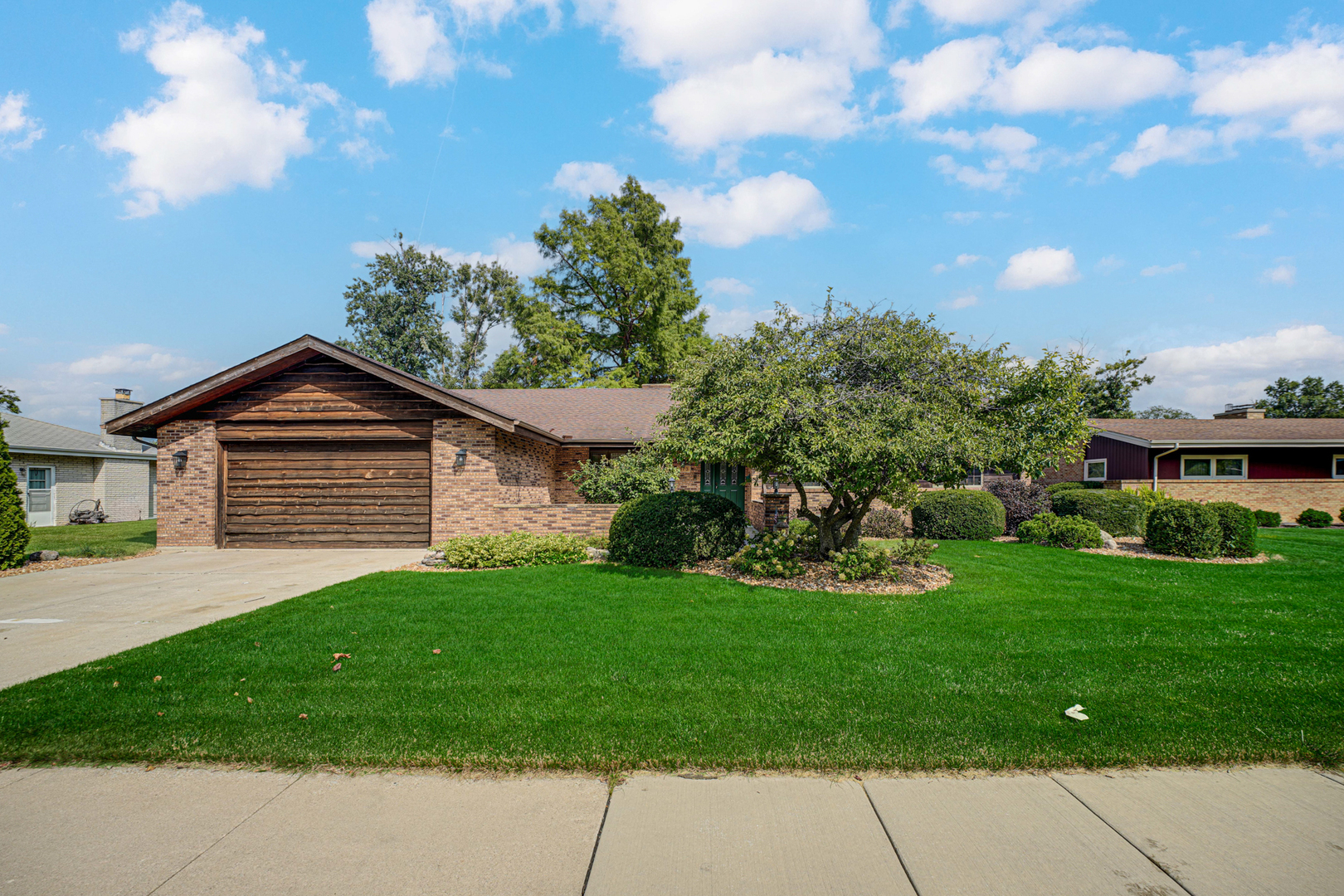 873 Damico Drive Property Photo 1
