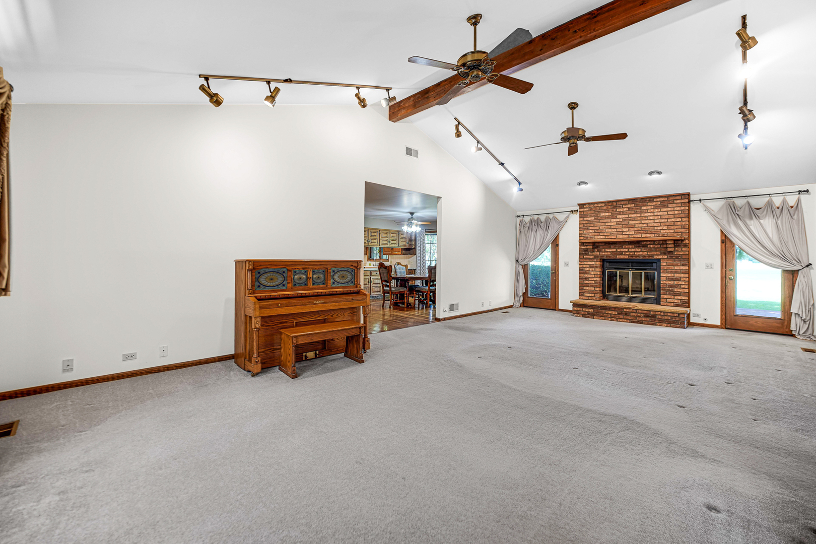 873 Damico Drive Property Photo 7