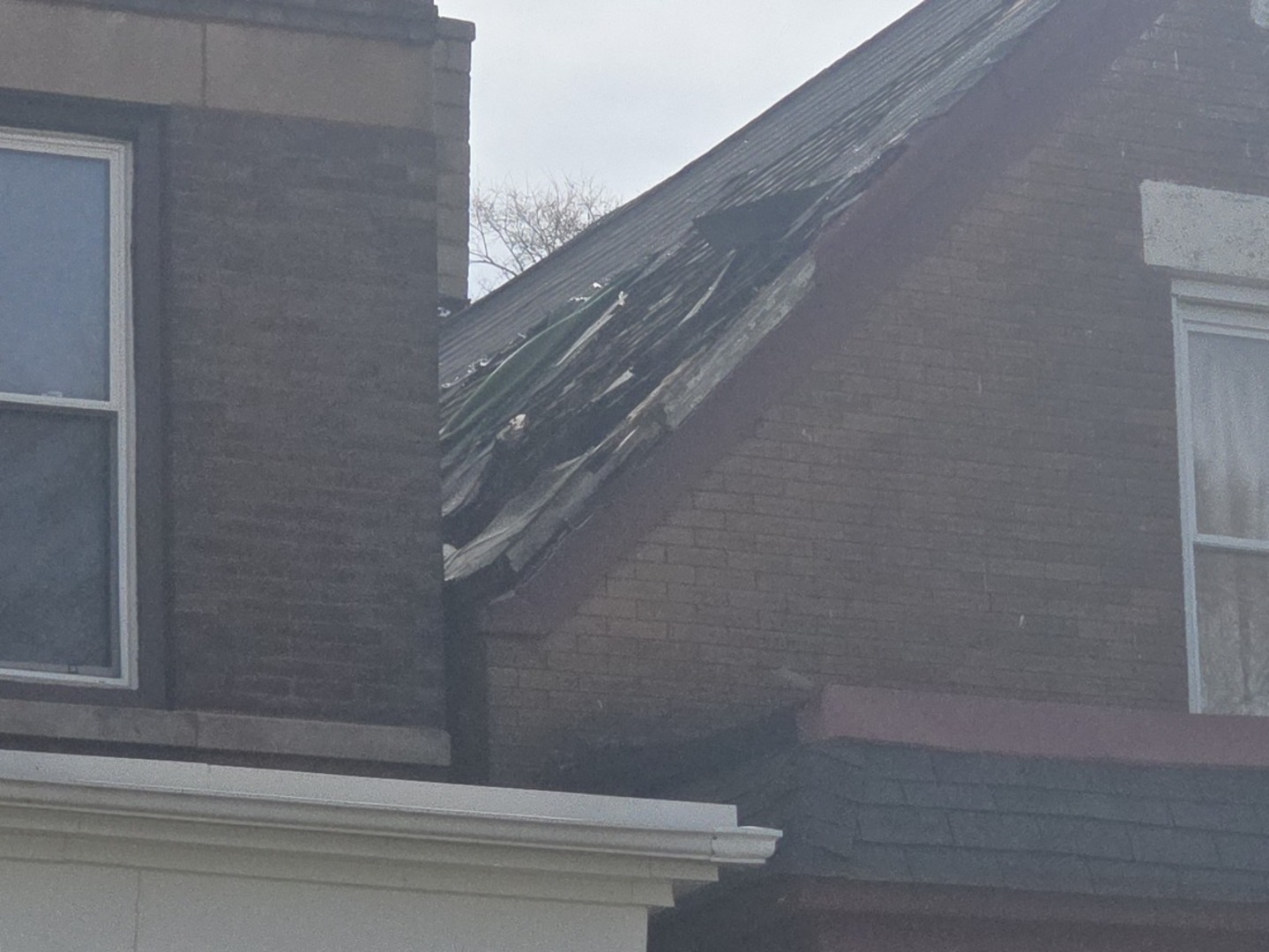 6831 S Emerald Avenue Property Photo 5