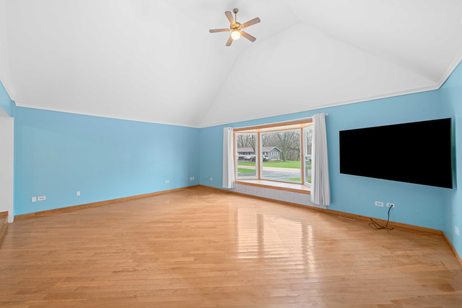 537 Erma Drive Property Photo 9
