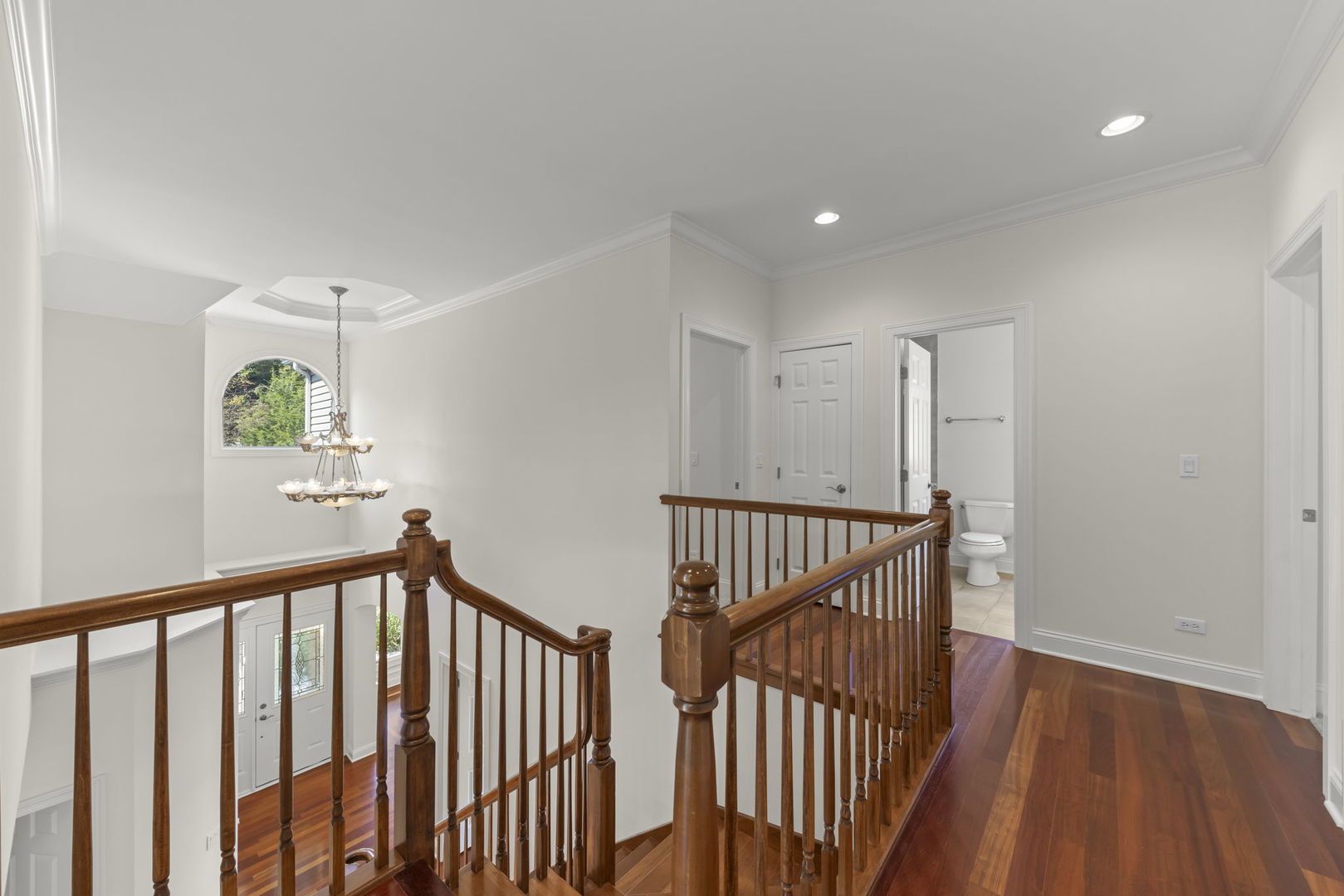 133 N Geneva Avenue Property Photo 16