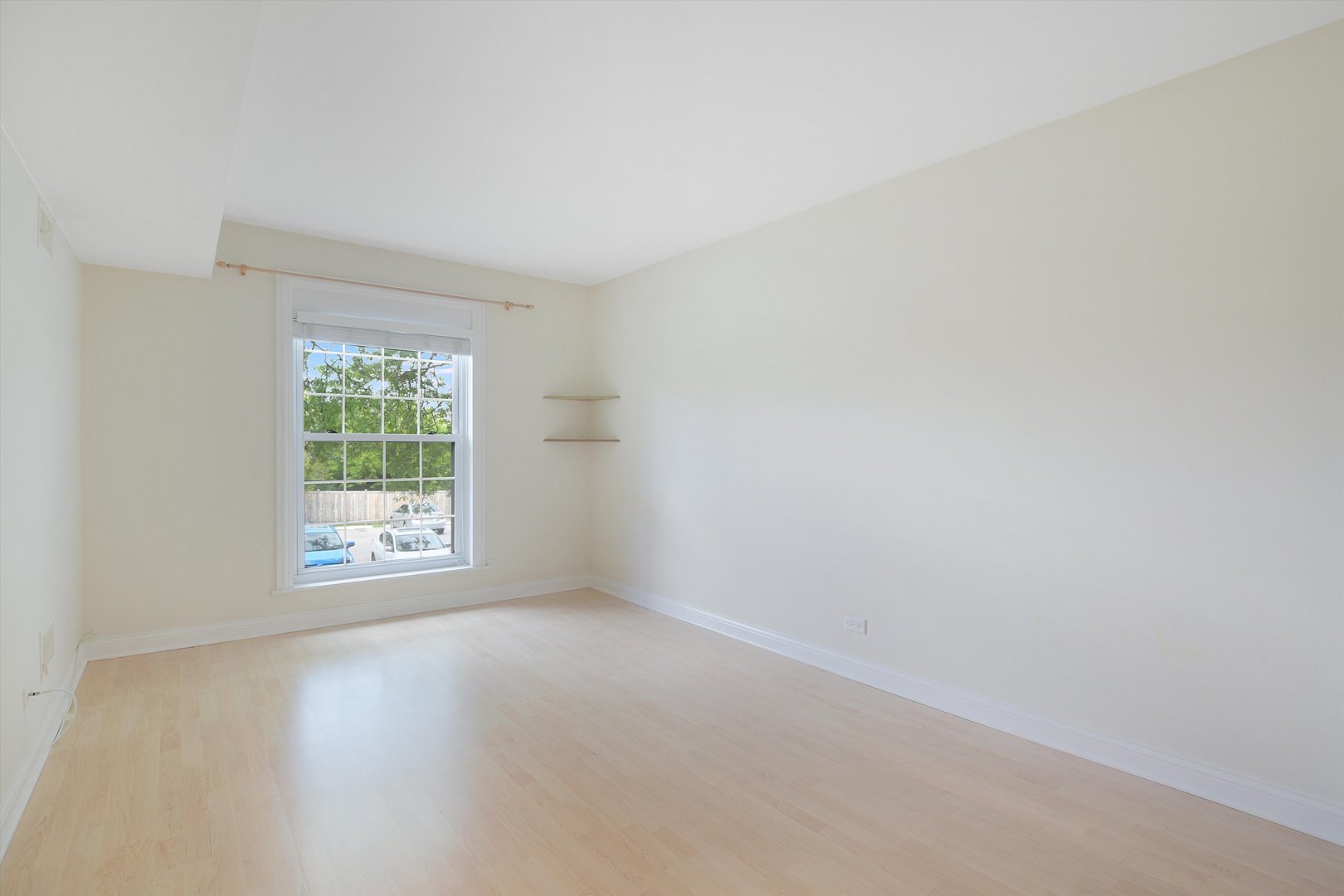 5200 Carriageway Drive 210 Property Photo 7