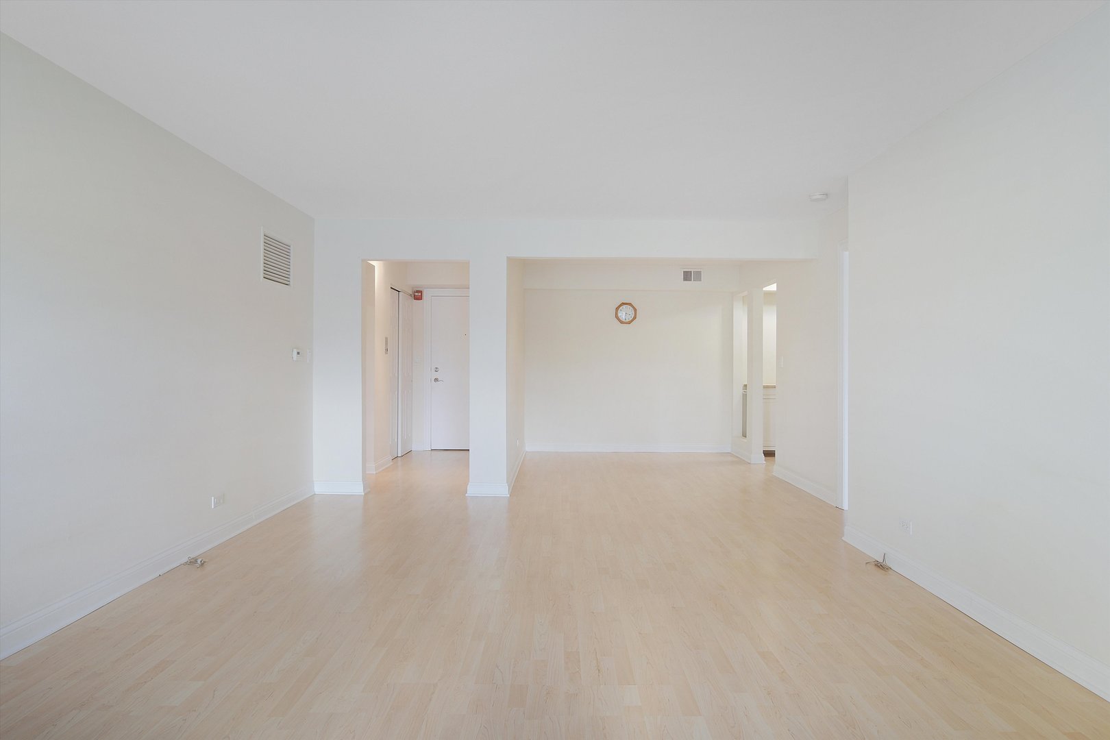 5200 Carriageway Drive 210 Property Photo 8
