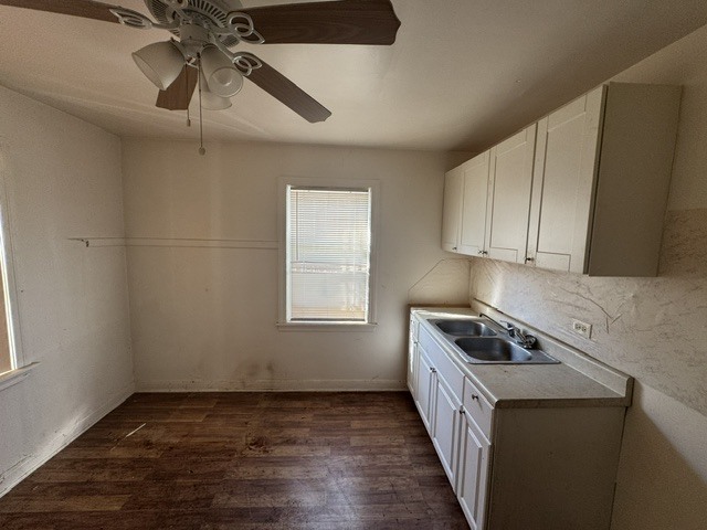 9757 S Ingleside Avenue Property Photo 4