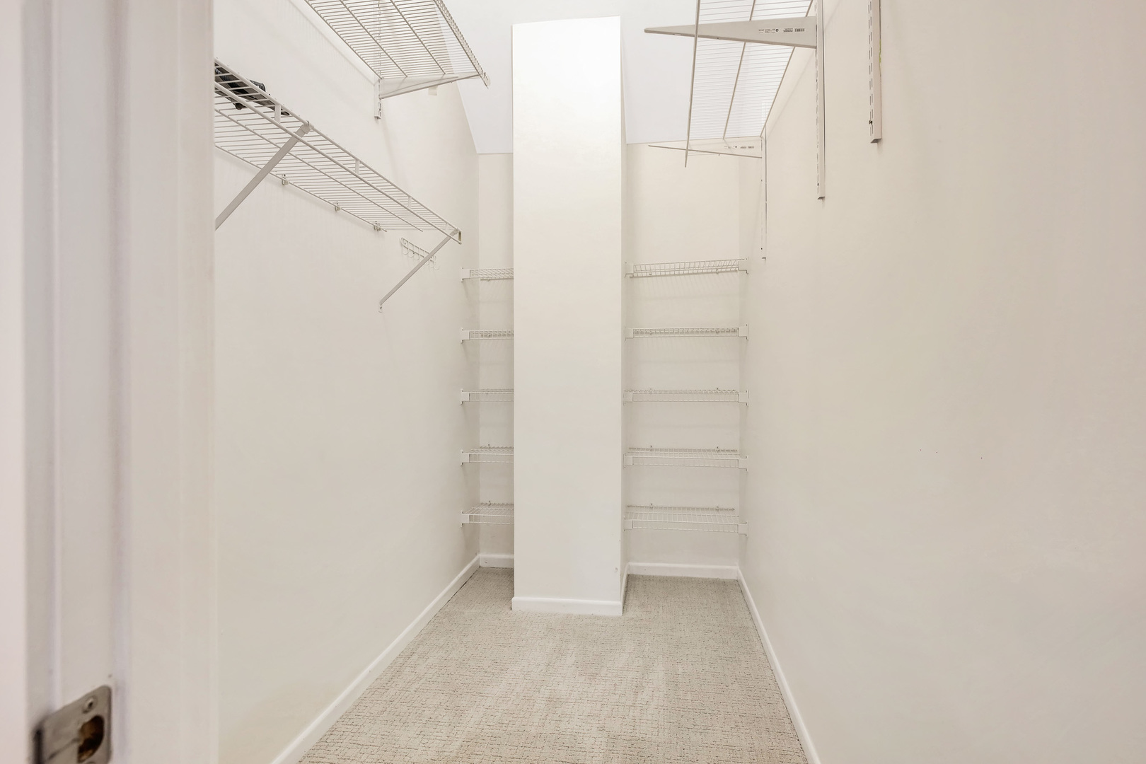 307 Blackstone Avenue Property Photo 23