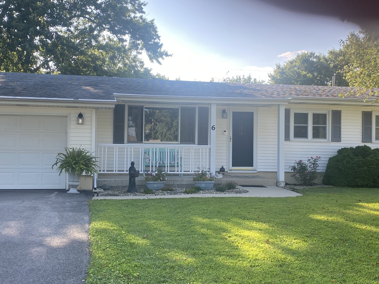 6 Helen Street Property Photo 3