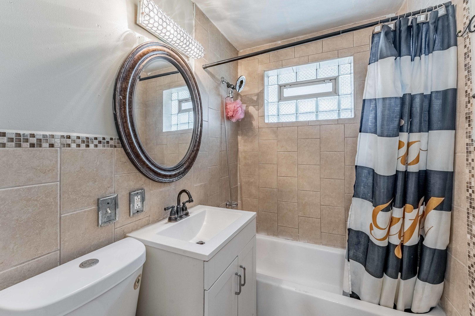 355 Oswego Street Property Photo 11