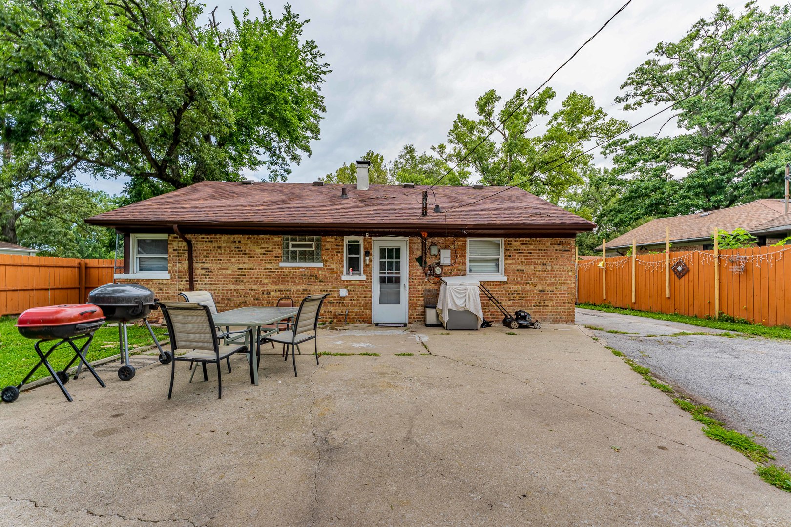 355 Oswego Street Property Photo 19