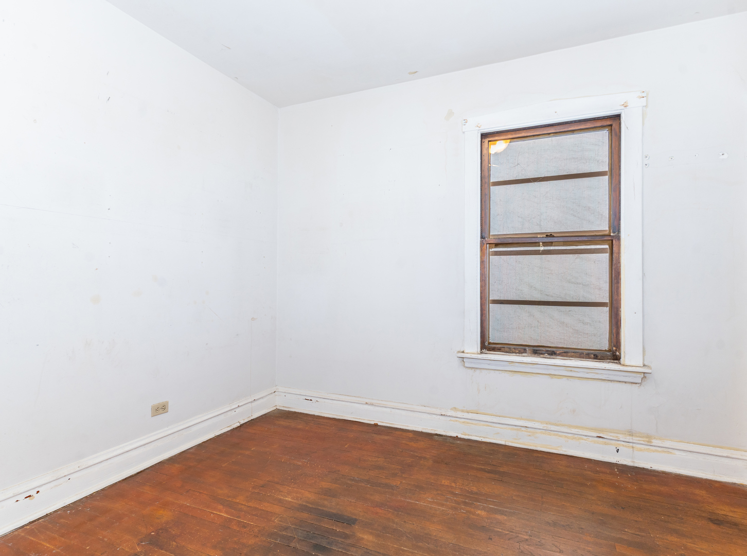 4952 W Ainslie Street Property Photo 10