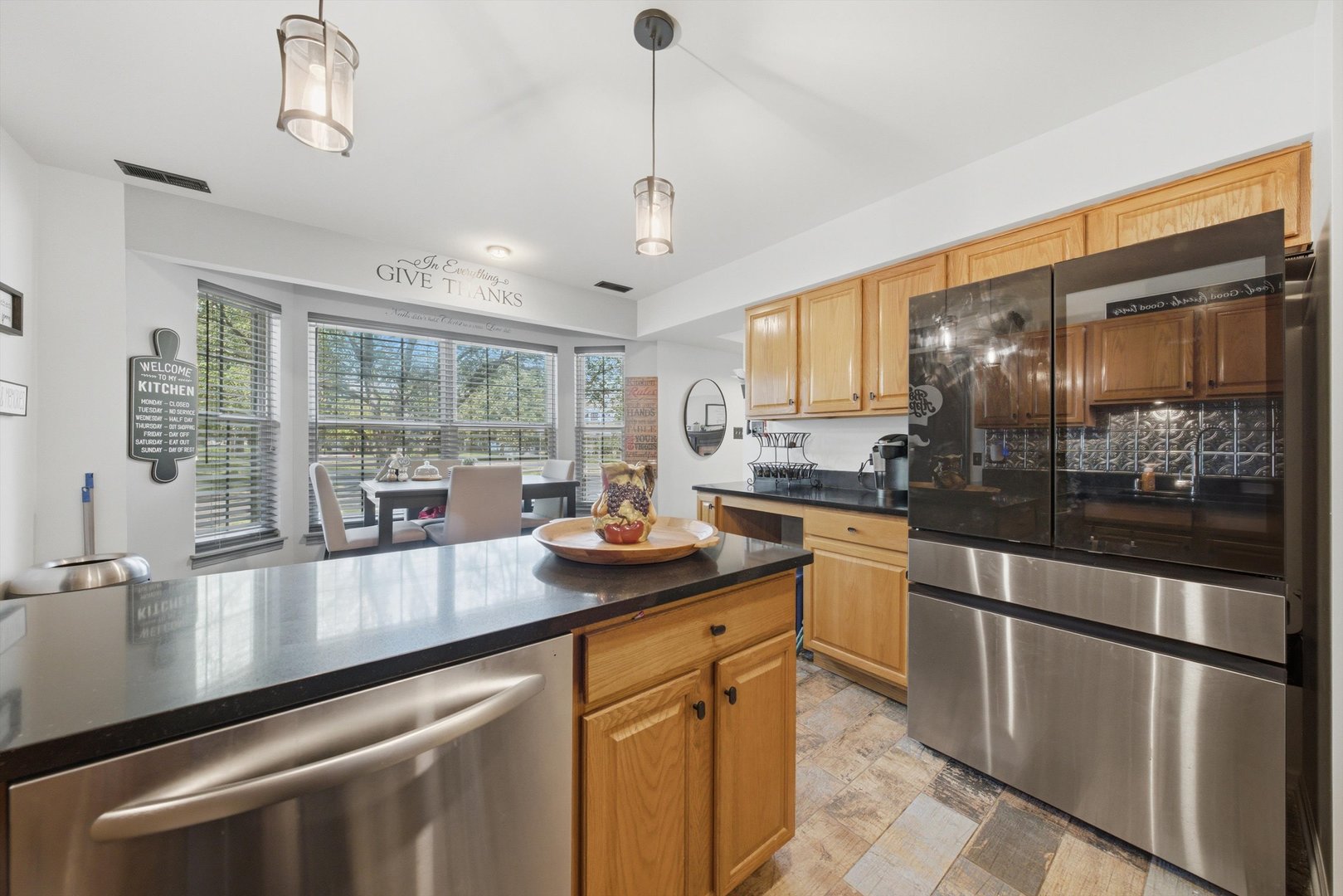 13916 S Cambridge Circle Property Photo 4