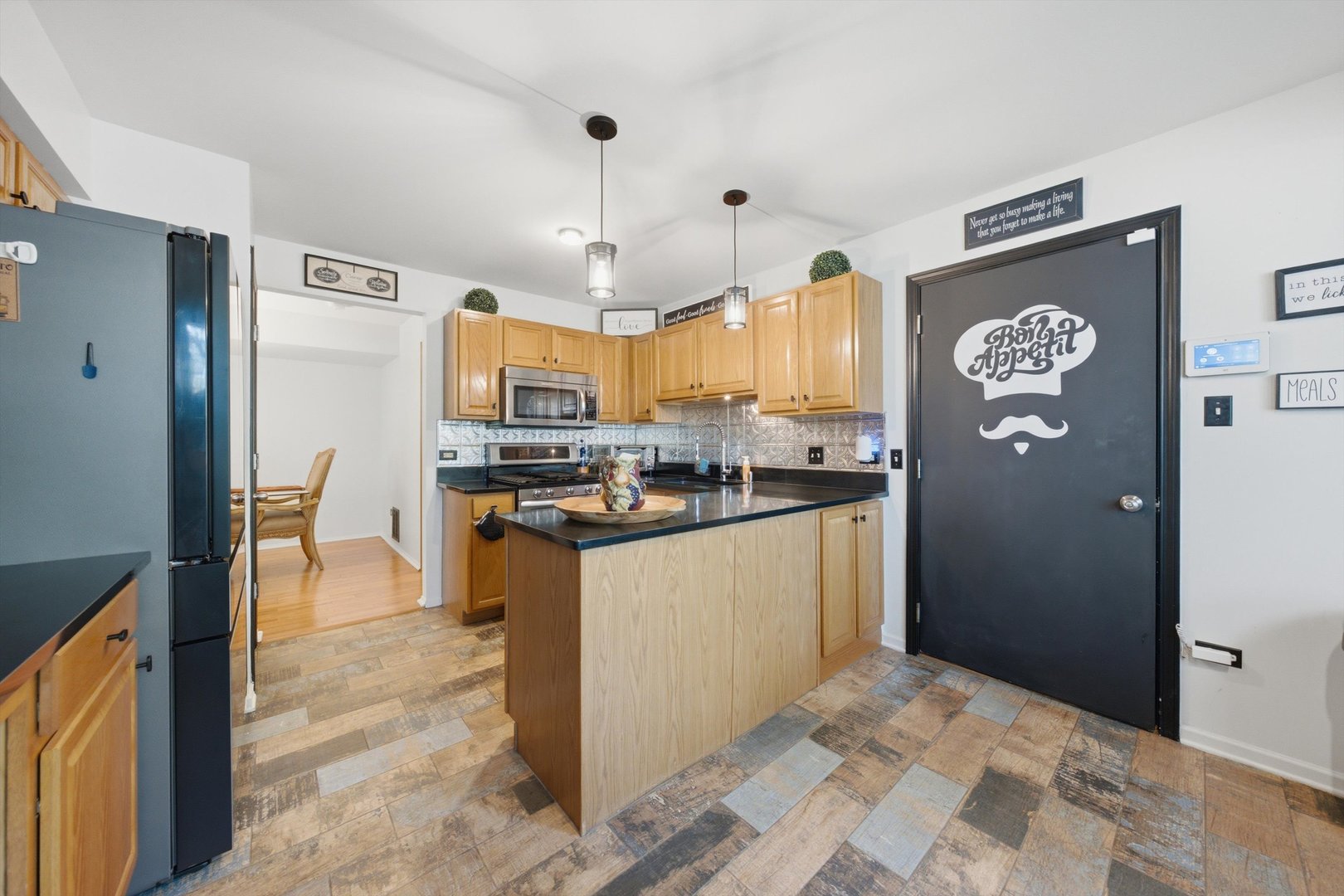 13916 S Cambridge Circle Property Photo 6