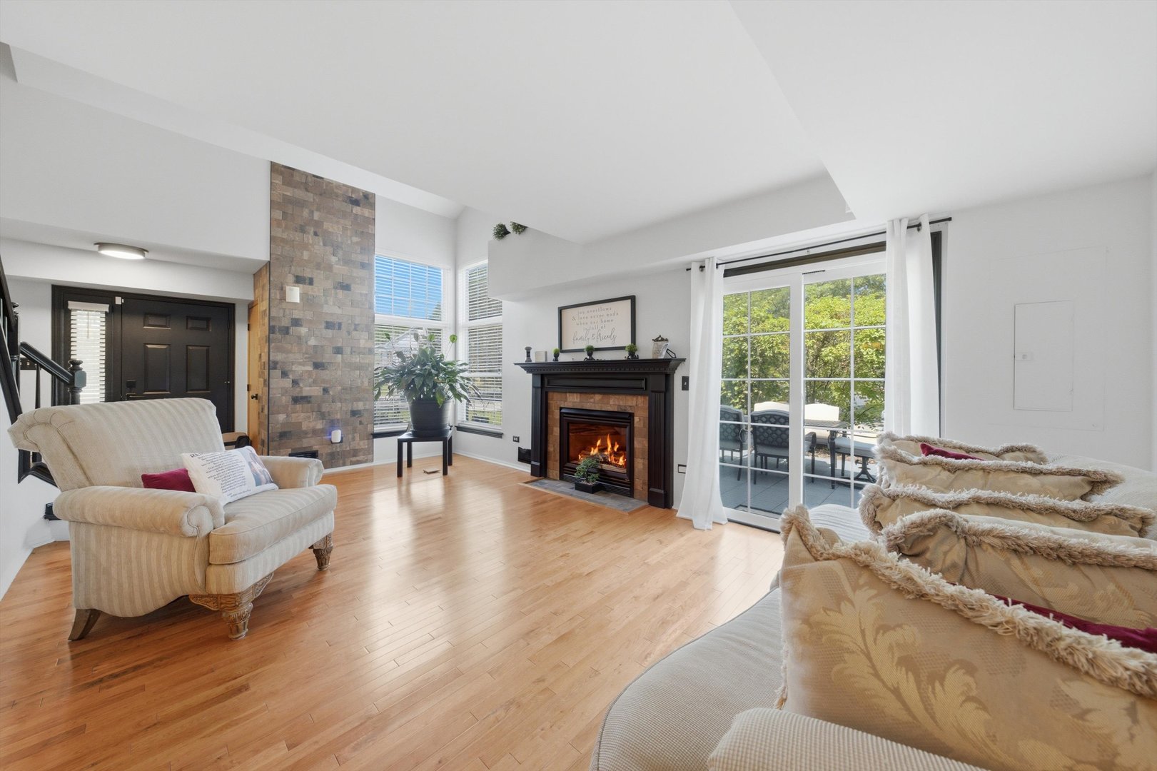 13916 S Cambridge Circle Property Photo 12
