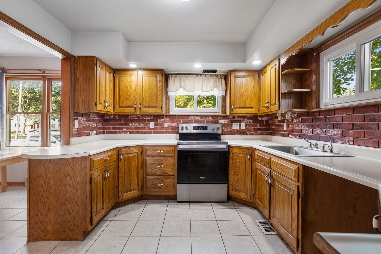 108 W Sangamon Street Property Photo 16