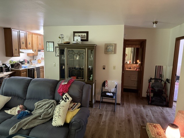 500 N Westridge Drive Property Photo 4