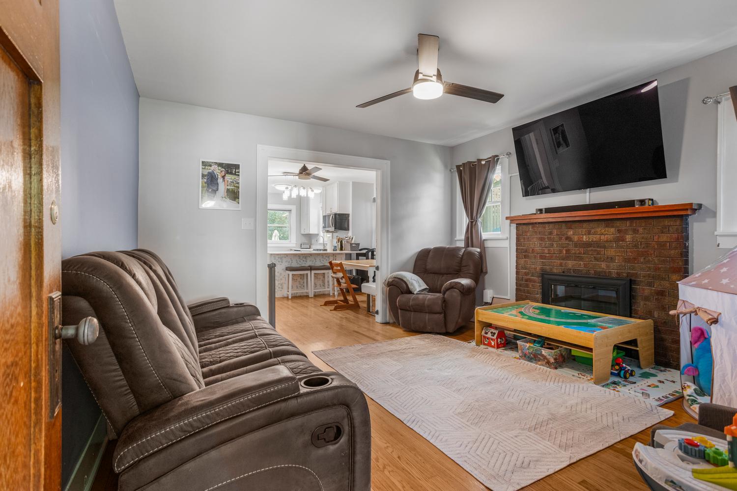 312 N Fair Street Property Photo 6