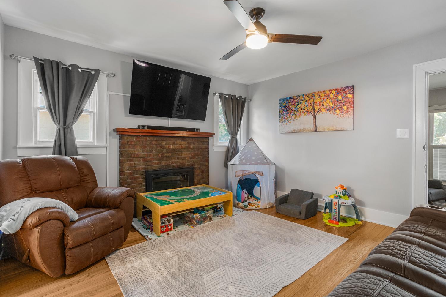 312 N Fair Street Property Photo 7