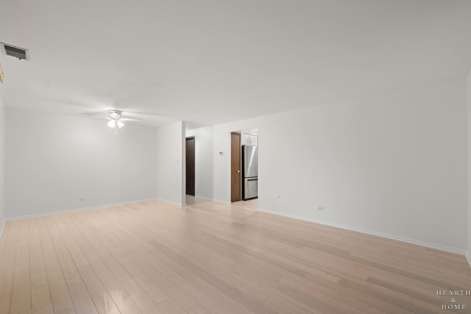 4204 N Keystone Avenue 2c Property Photo 5