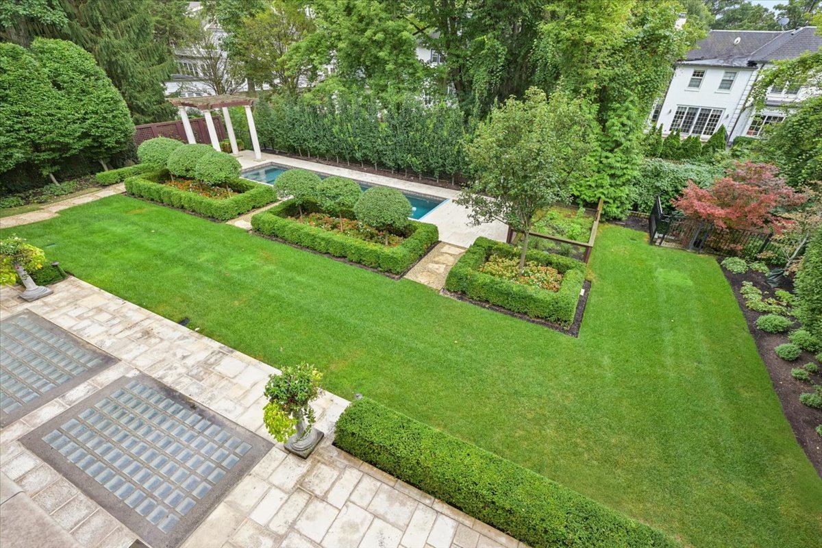 12744777 Property Photo 25