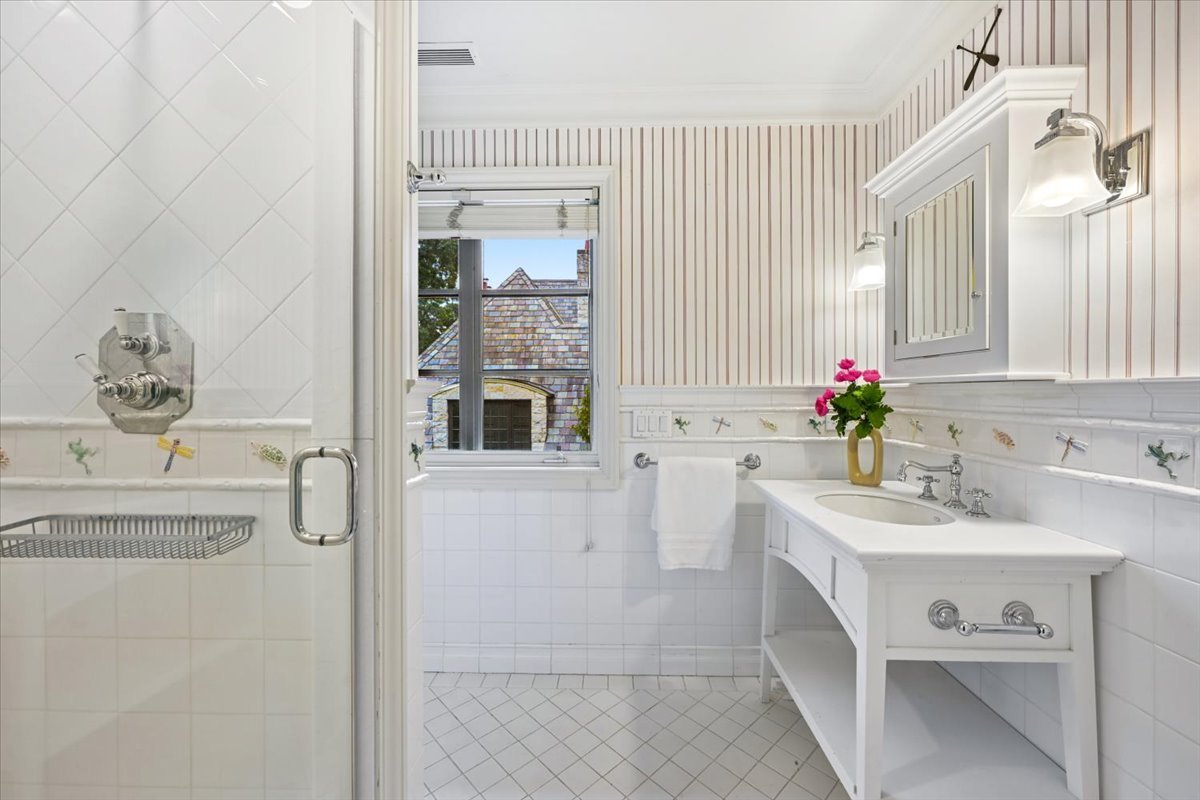 12744777 Property Photo 30