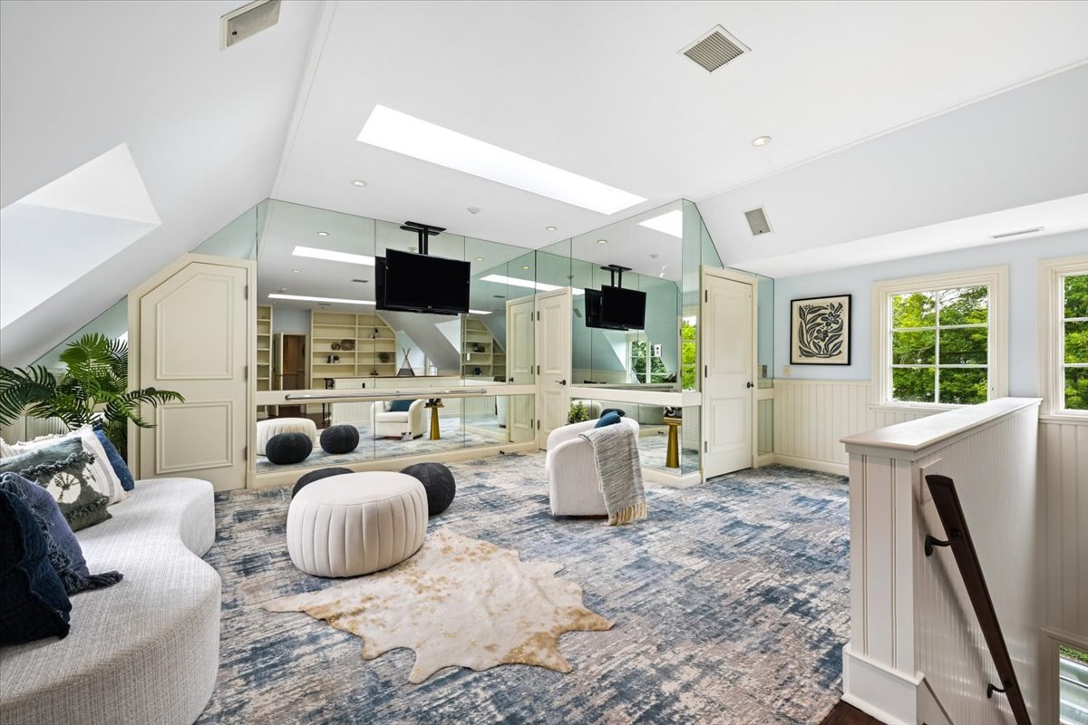 12744777 Property Photo 33
