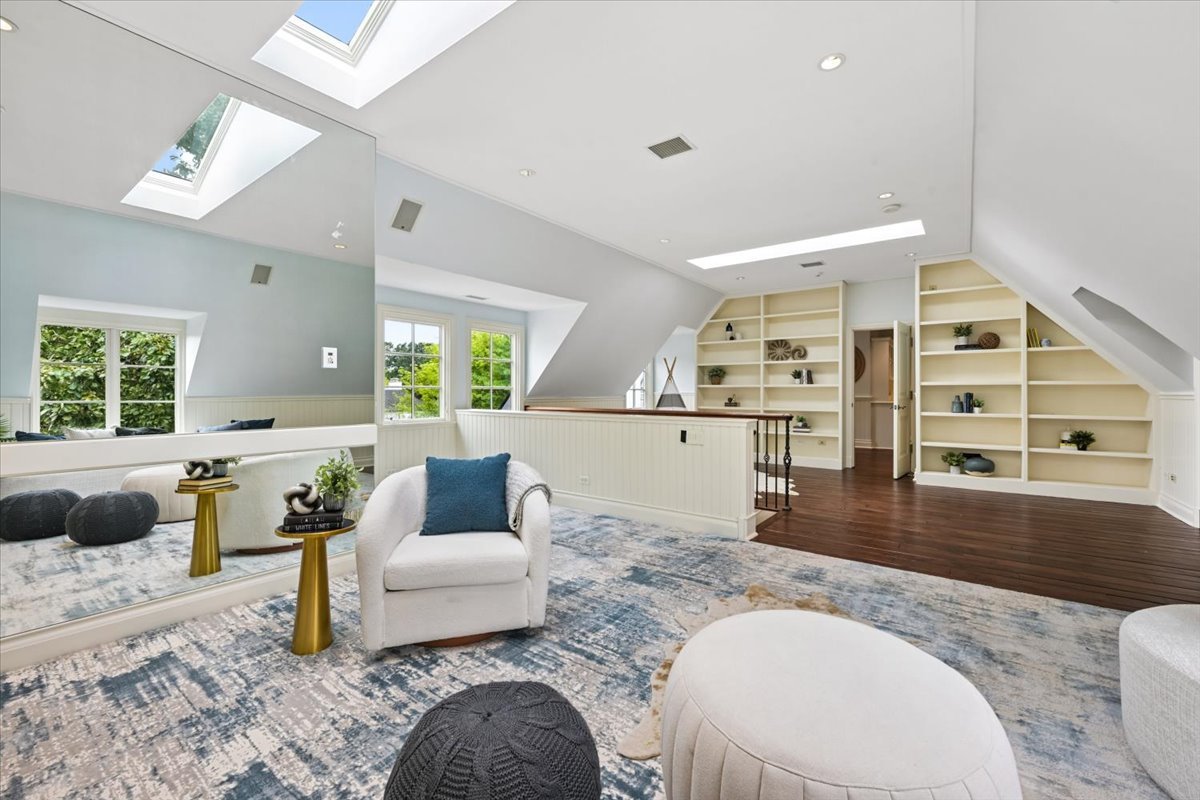 12744777 Property Photo 34