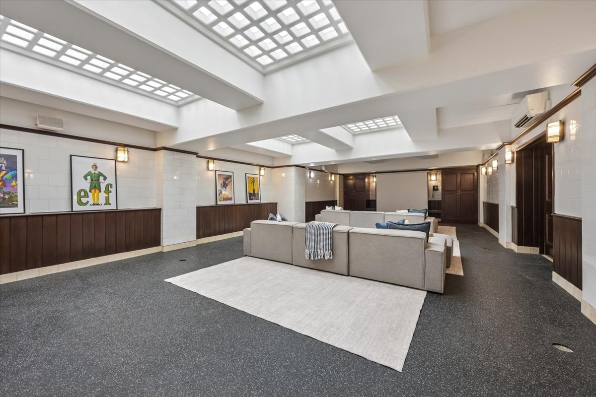 12744777 Property Photo 38