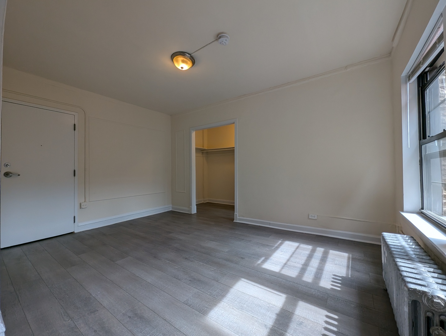 5417 N Kenmore Avenue 403 Property Photo 12