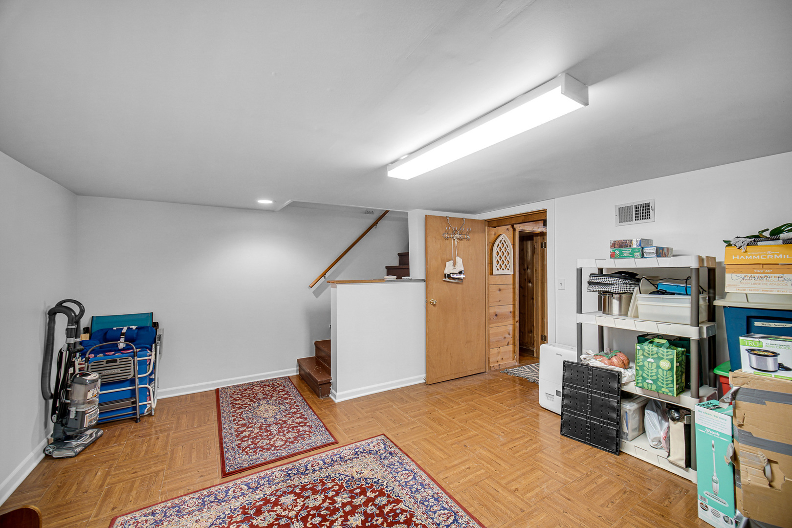 6258 W Peterson Avenue Property Photo 17