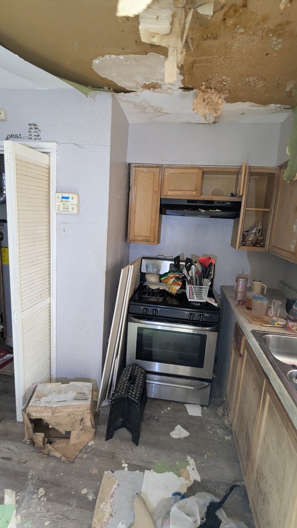6442 S Yale Avenue B Property Photo 4