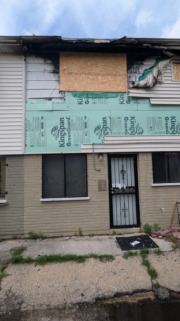 6442 S Yale Avenue B Property Photo 8