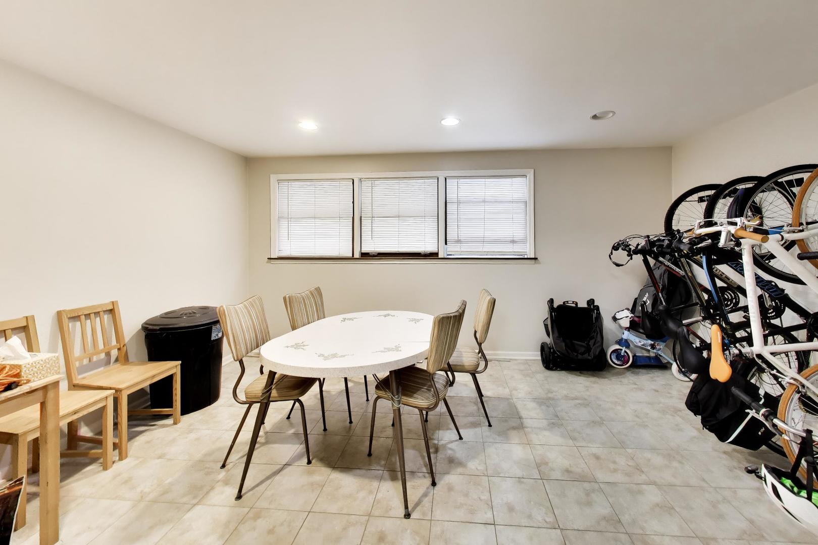 6460 N Northwest Highway 101 Property Photo 20