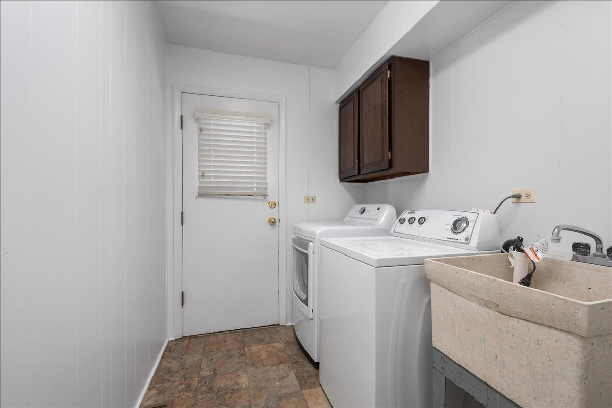 2821 Covert Road Property Photo 17