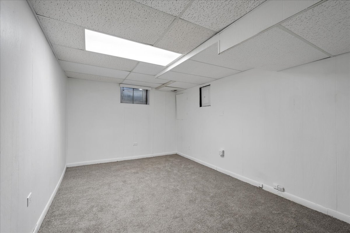 2821 Covert Road Property Photo 28