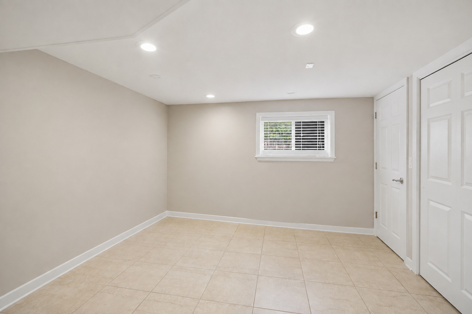 3550 Tamarind Drive Property Photo 14