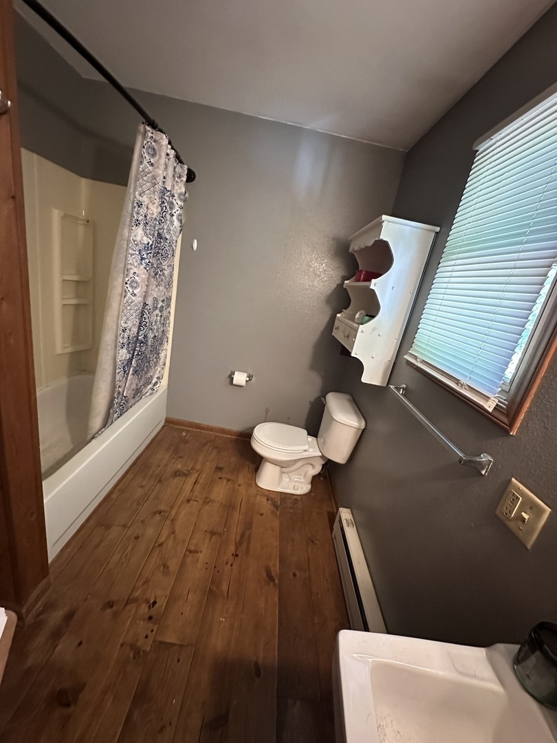 304 8th Avenue Property Photo 3