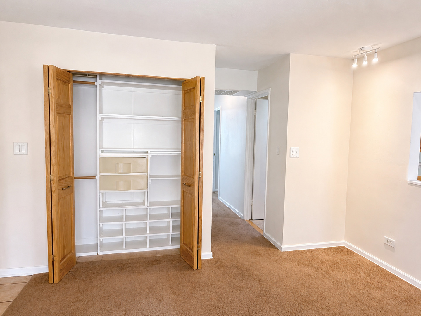 1755 Robin Lane C Property Photo 5