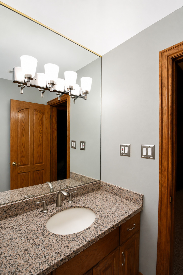 41w087 Highwood Court Property Photo 43