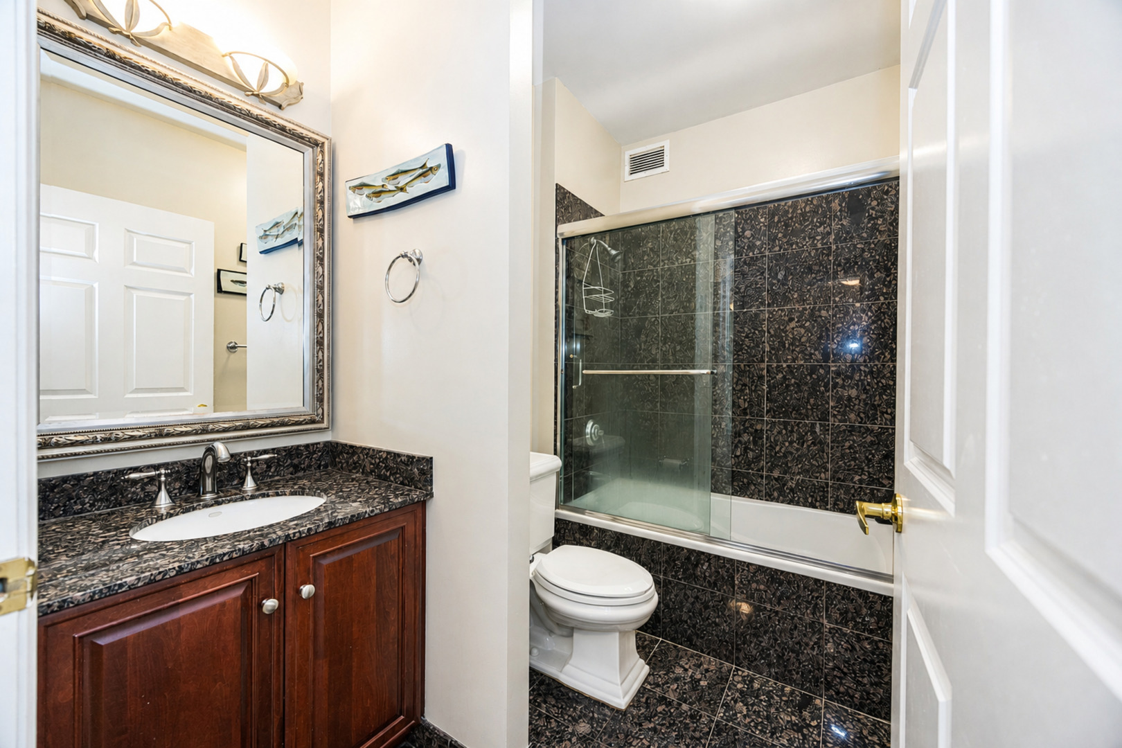 12744808 Property Photo 14