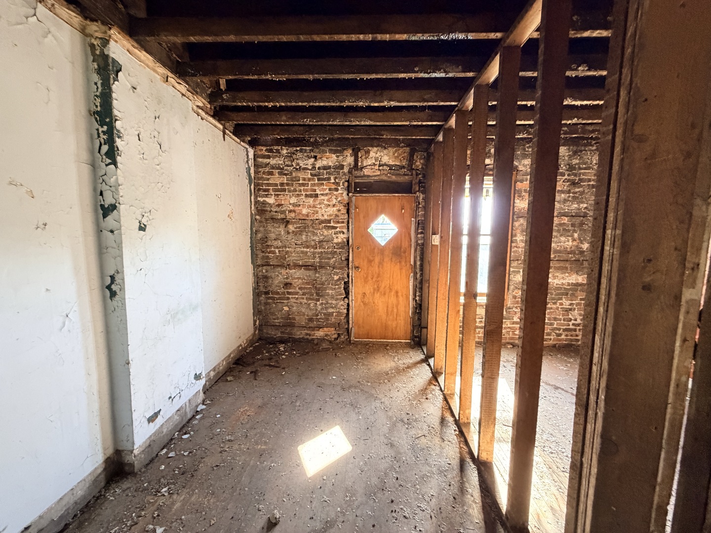 10609 S Champlain Avenue Property Photo 5