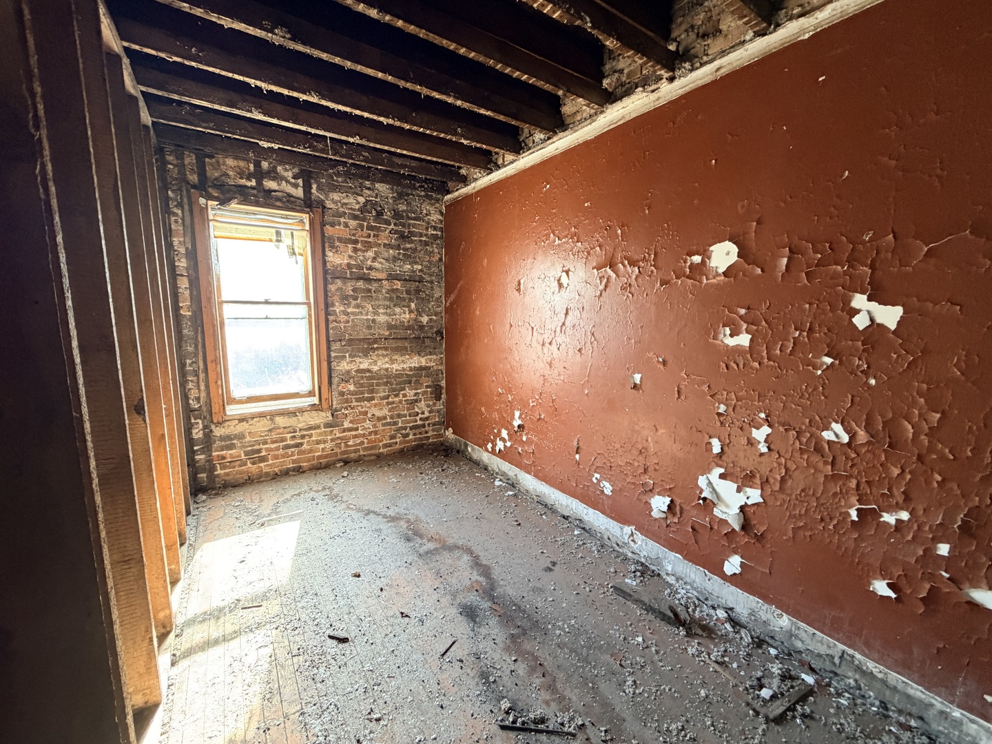 10609 S Champlain Avenue Property Photo 6