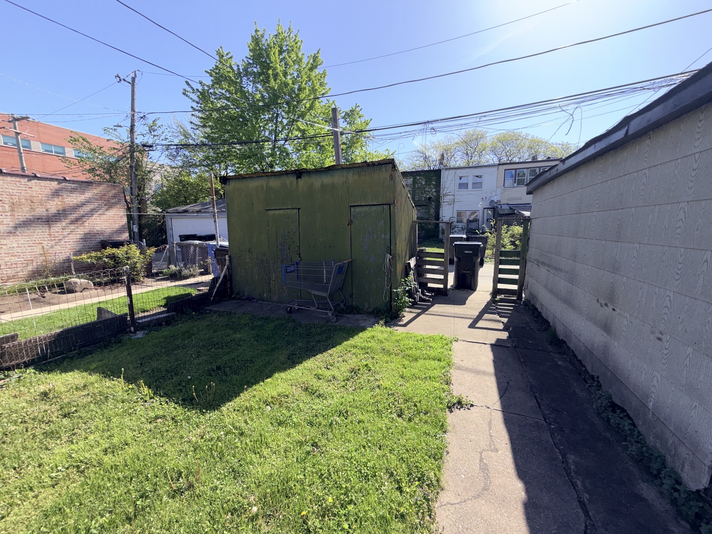 10609 S Champlain Avenue Property Photo 7