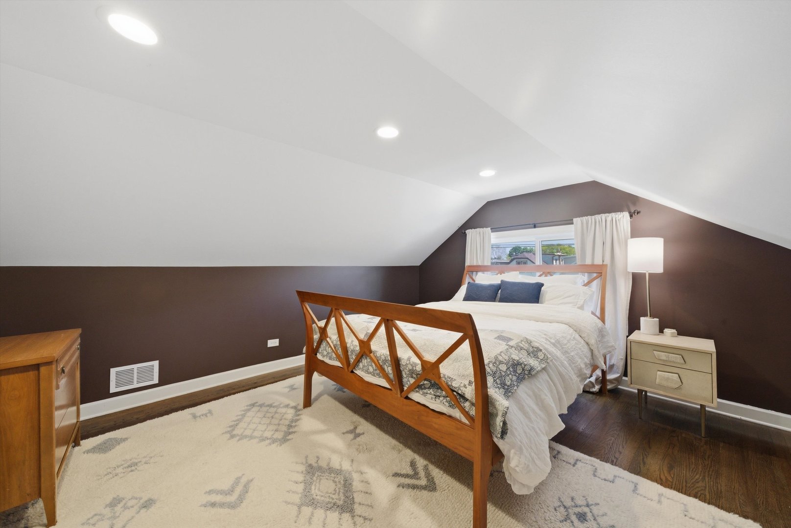 1423 Ridgeland Avenue Property Photo 13