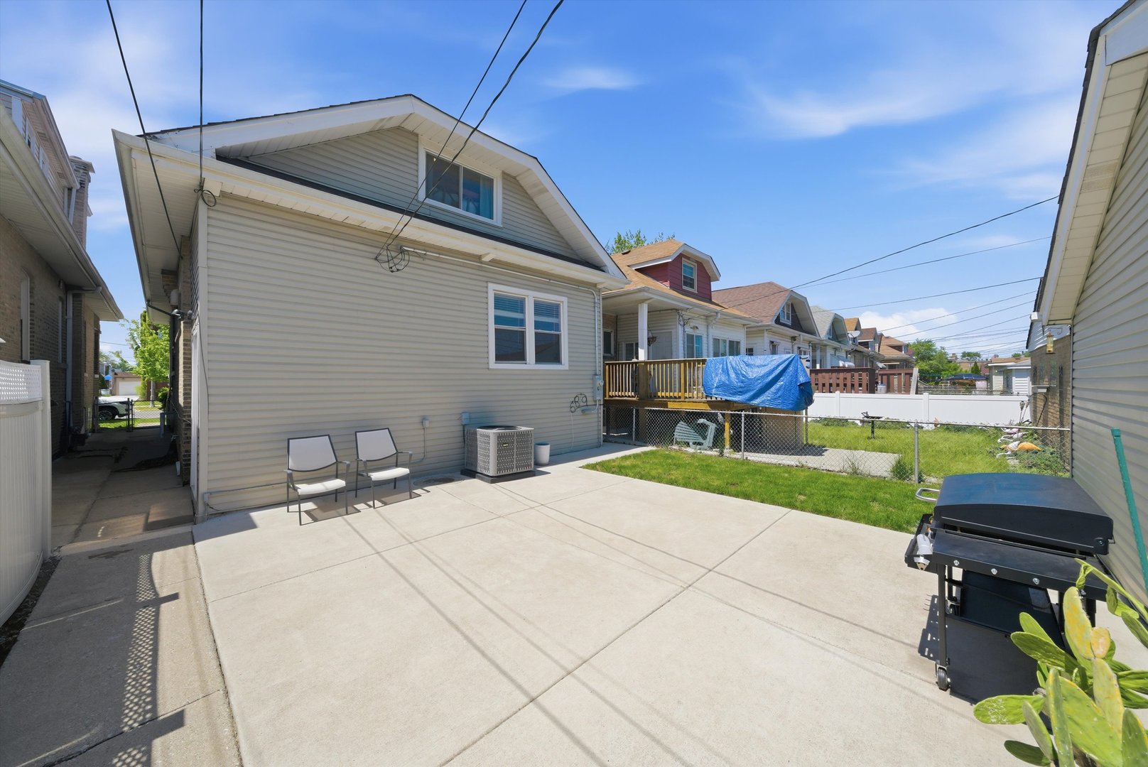1423 Ridgeland Avenue Property Photo 22