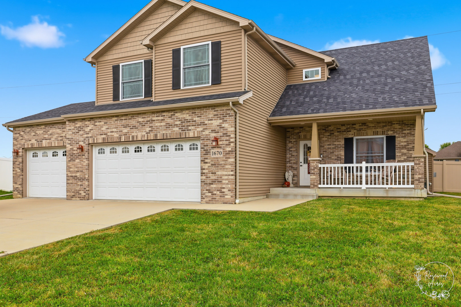 1670 Eagle Bluff Drive Property Photo 1