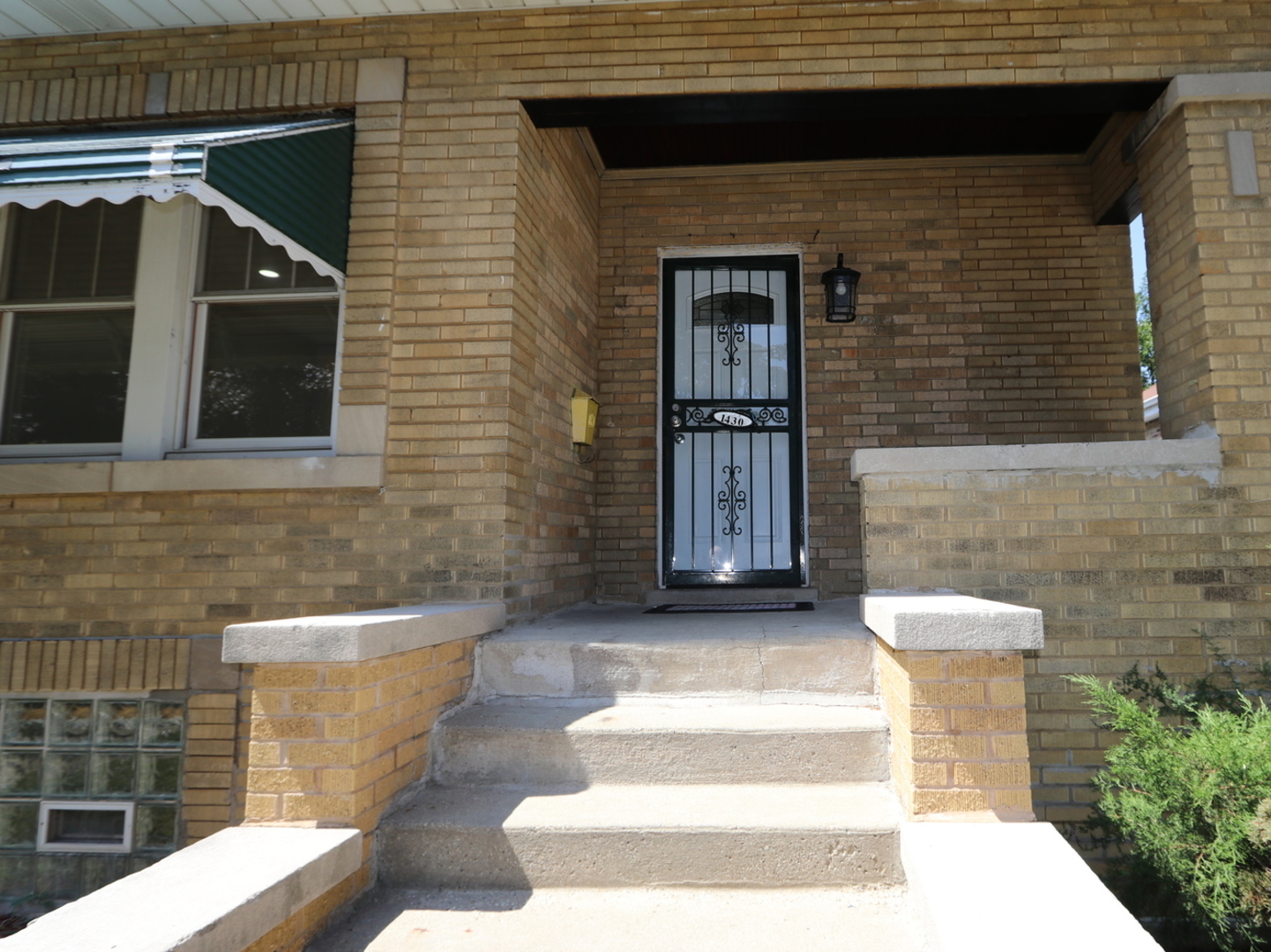 1430 S 10th Avenue Property Photo 4