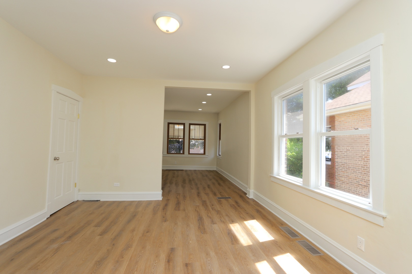 1430 S 10th Avenue Property Photo 12