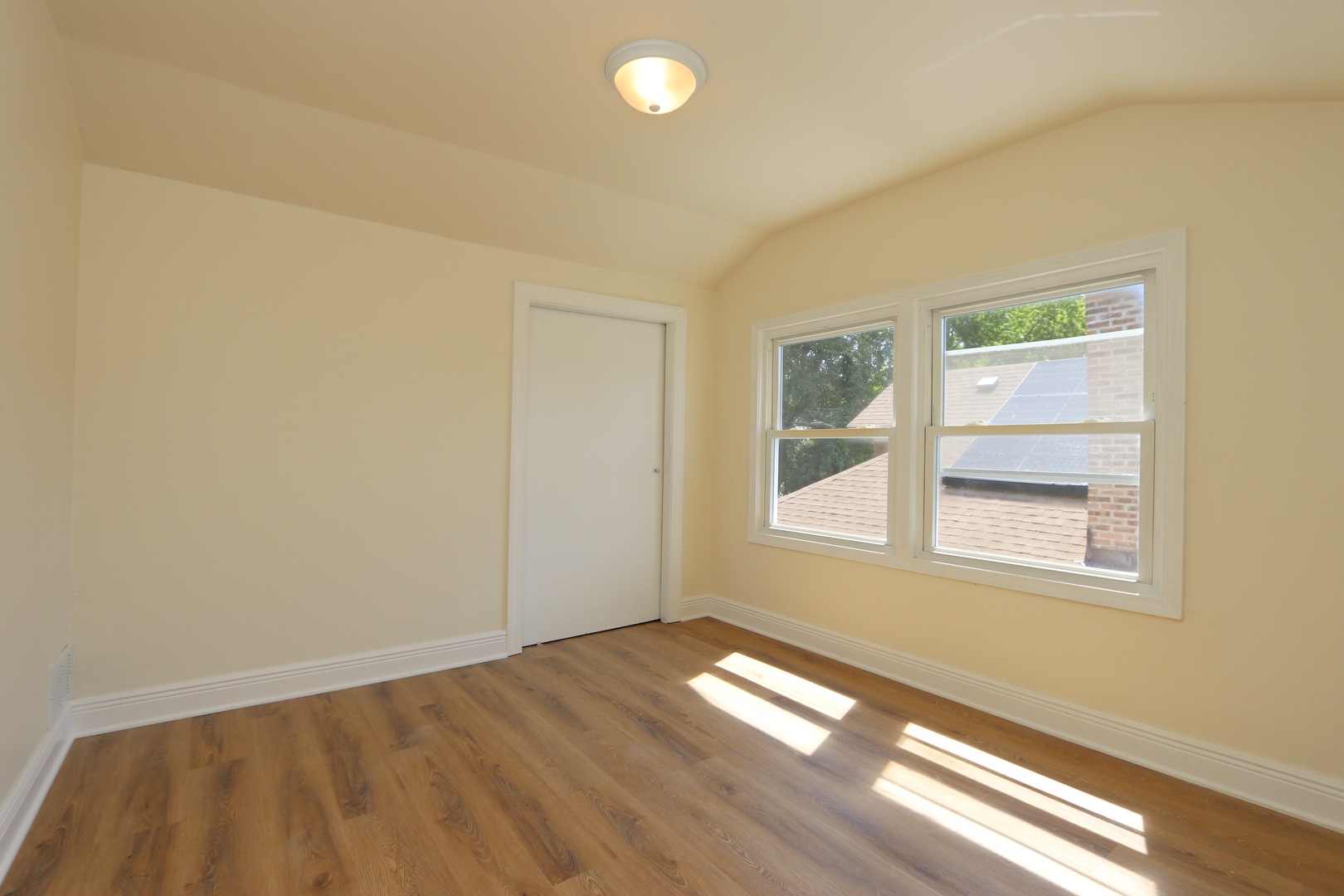 1430 S 10th Avenue Property Photo 17